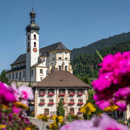 Gasthof Loewen Schruns Exterior foto